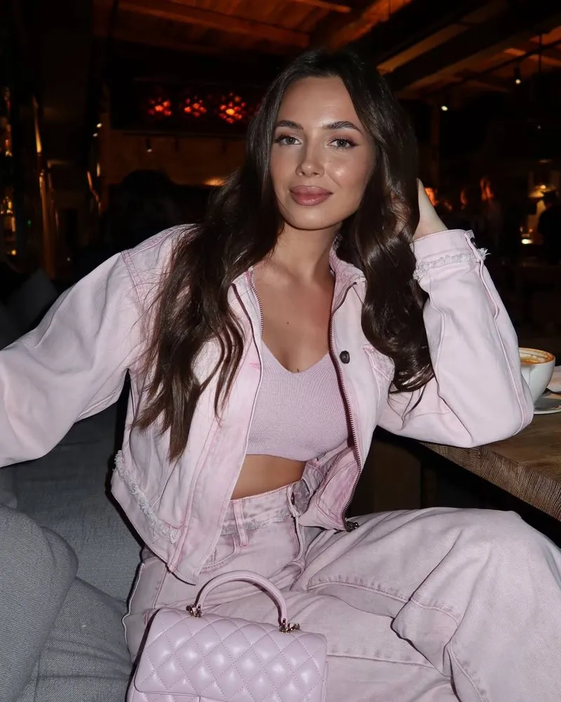 risefuturetrust Ceren-ev-otel-rezidans İstanbul Escort Galeri Görseli 3 - otele gelen